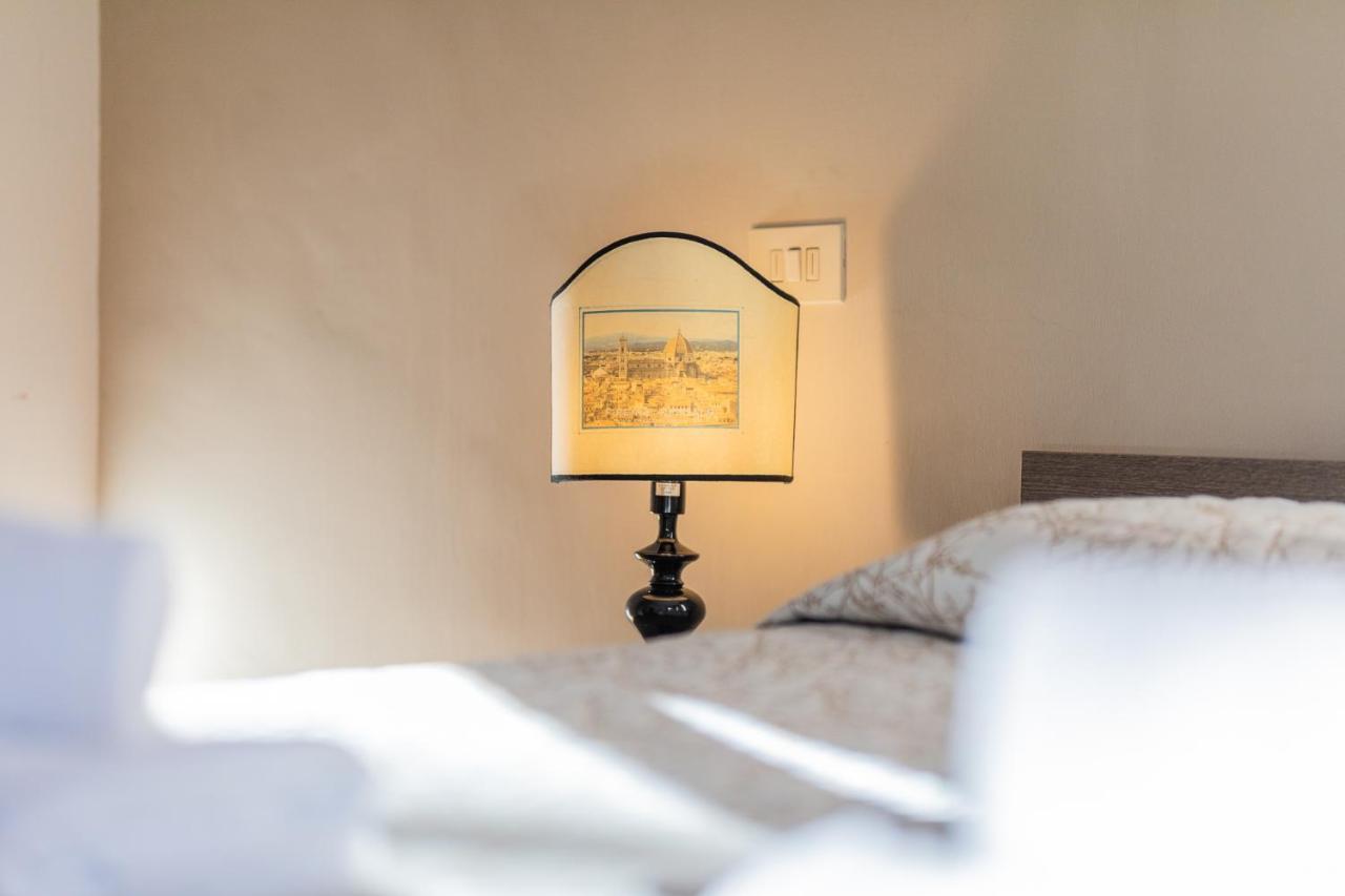 Firenze Rentals Ponte Vecchio Flat ภายนอก รูปภาพ