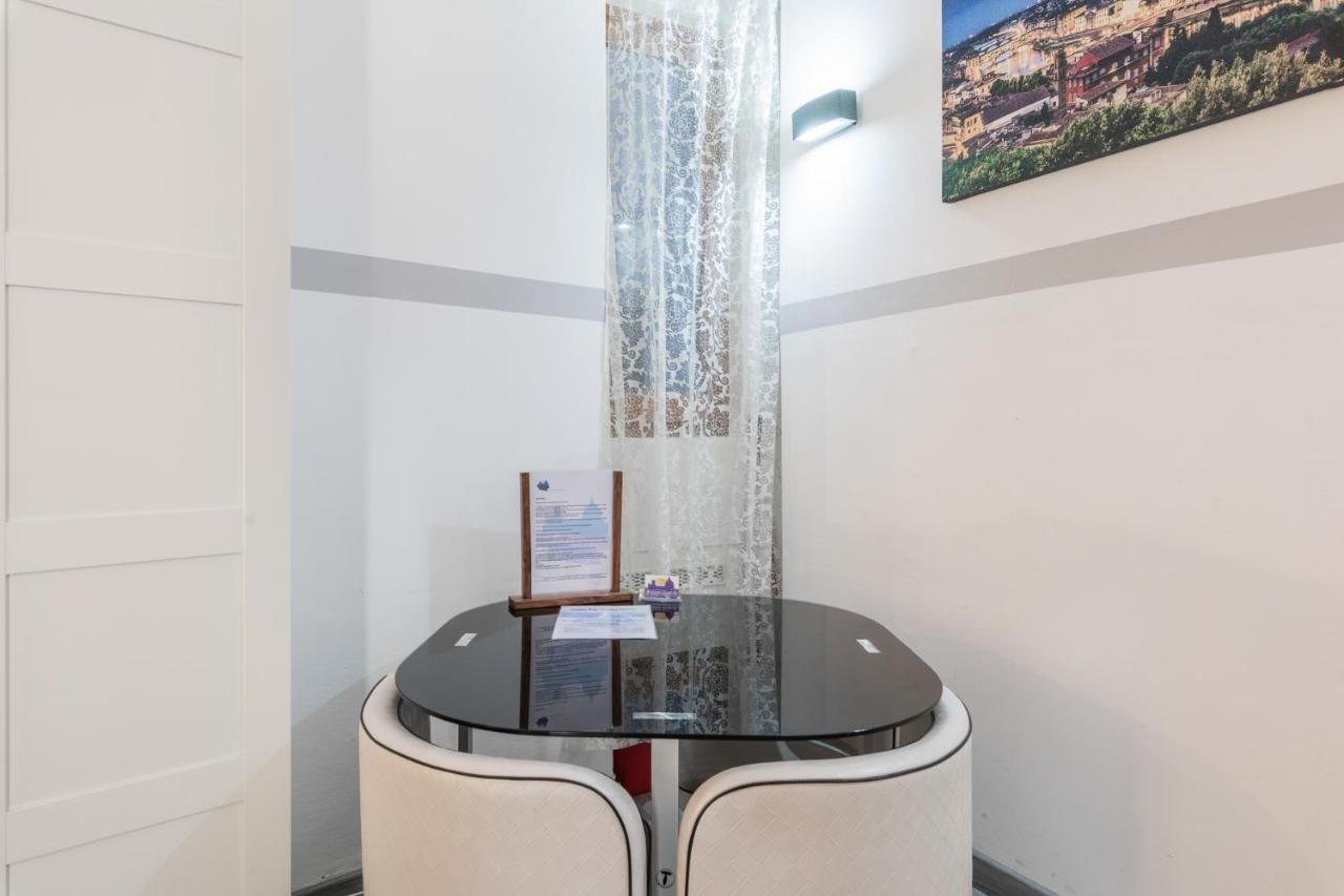Firenze Rentals Ponte Vecchio Flat ภายนอก รูปภาพ